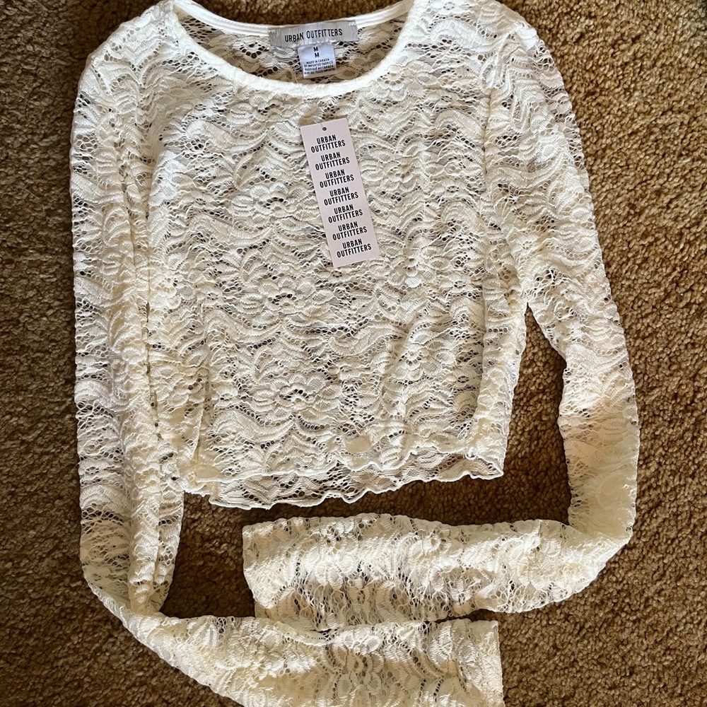 Urban Outfitters Cream Lace Long-Sleeve Crop